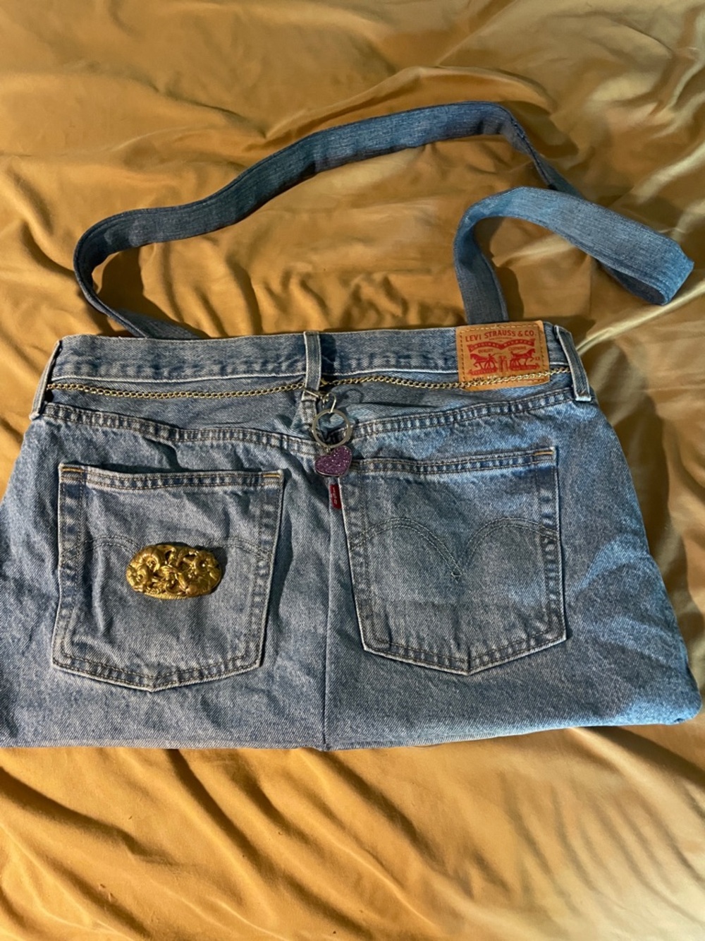 Handmade reimagined denim Heart Patch Crossbody Bag with Gold heart Chain - Picture 2 of 2